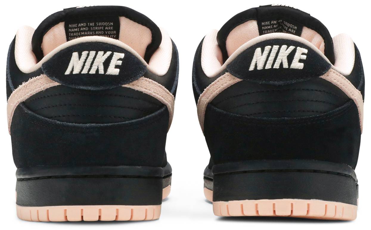 Dunk Low SB 'Black Coral'