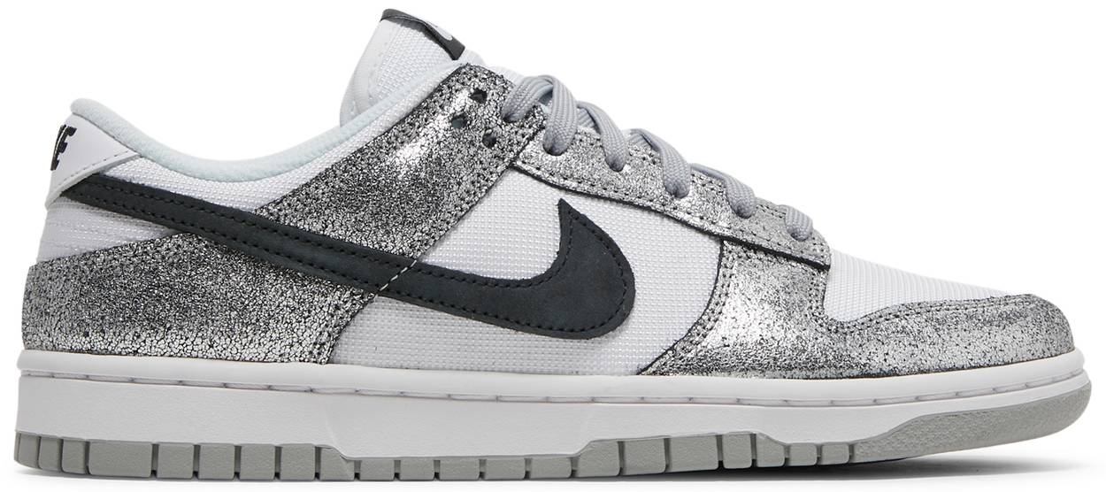 Wmns Dunk Low 'Golden Gals'