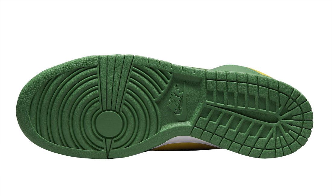 Supreme x Dunk High SB 'By Any Means - Brazil'