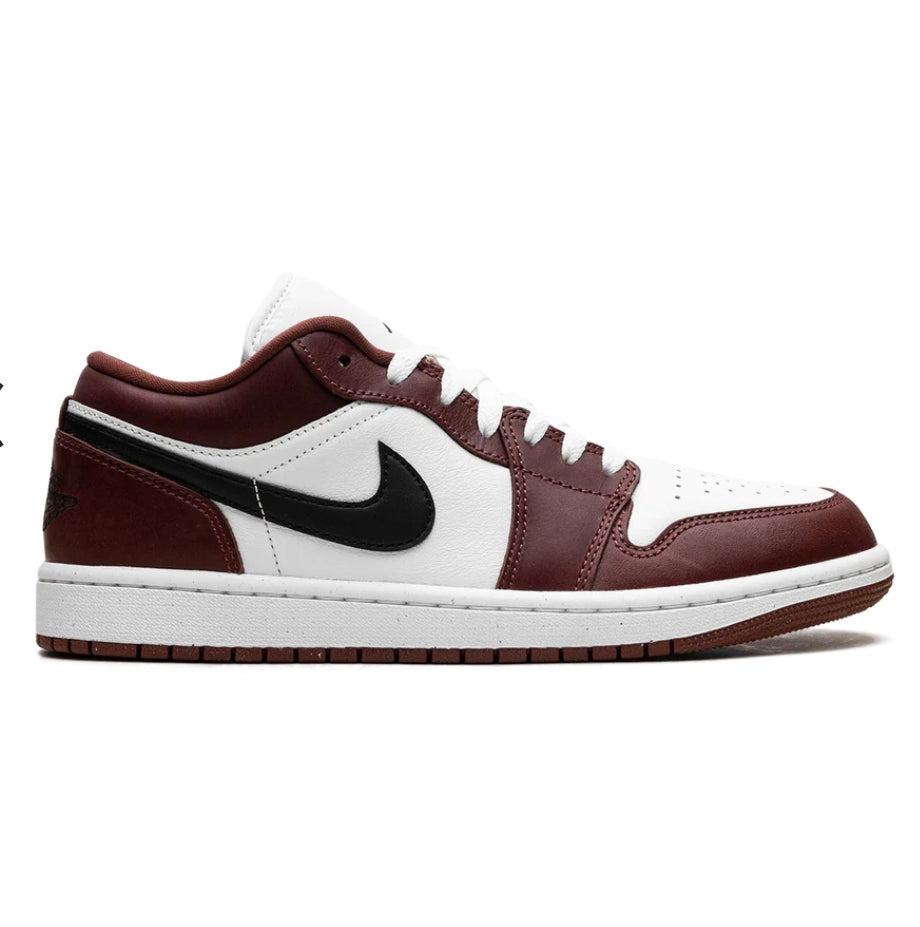 Air Jordan 1 Low SE "Dark Pony"
