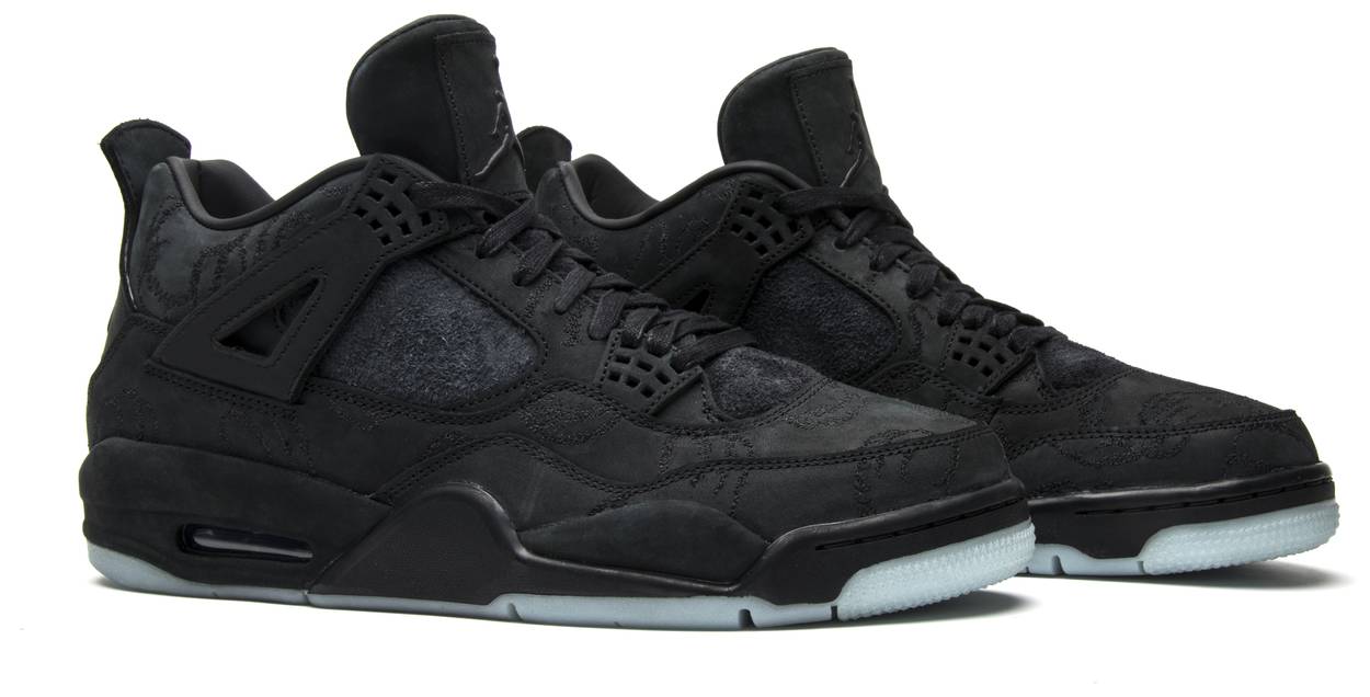 Air Jordan 4 Retro Kaws Black