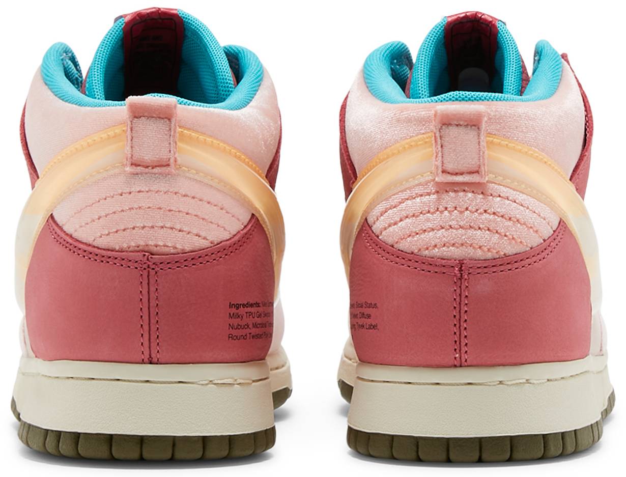 Social Status x Dunk Mid 'Strawberry Milk'