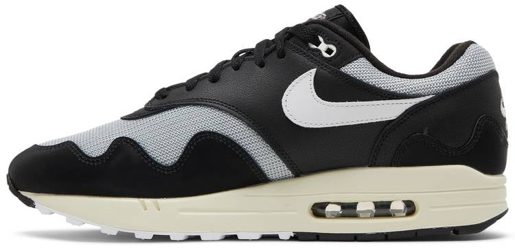 Patta x Air Max 1 'Black' with bracelet