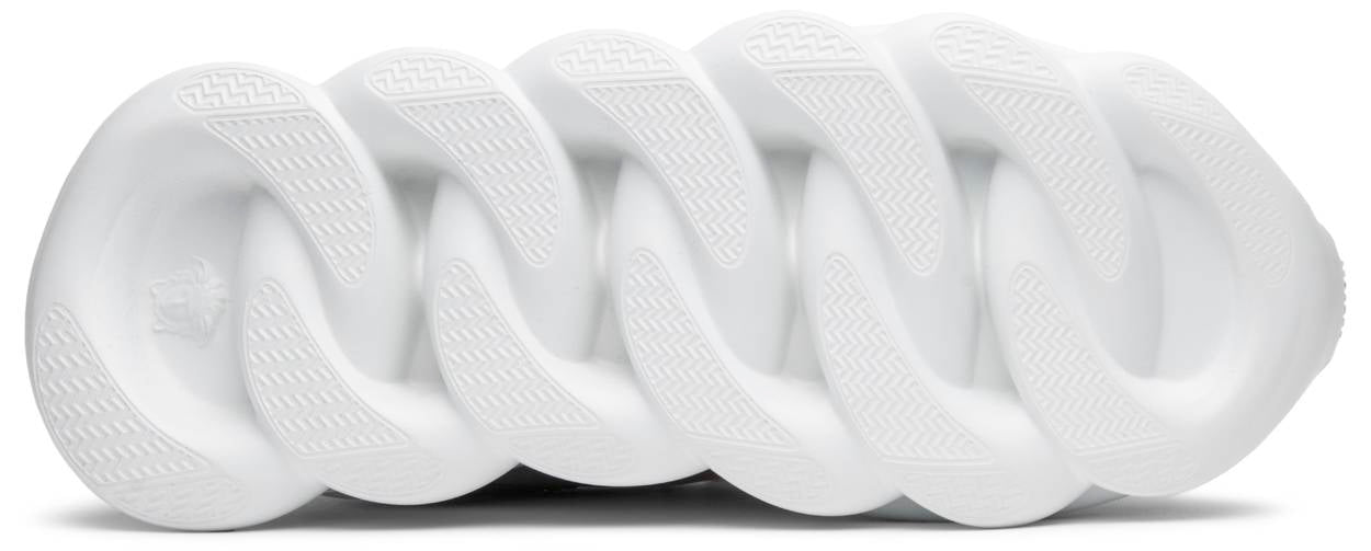 Versace Wmns Chain Reaction 'Clash'