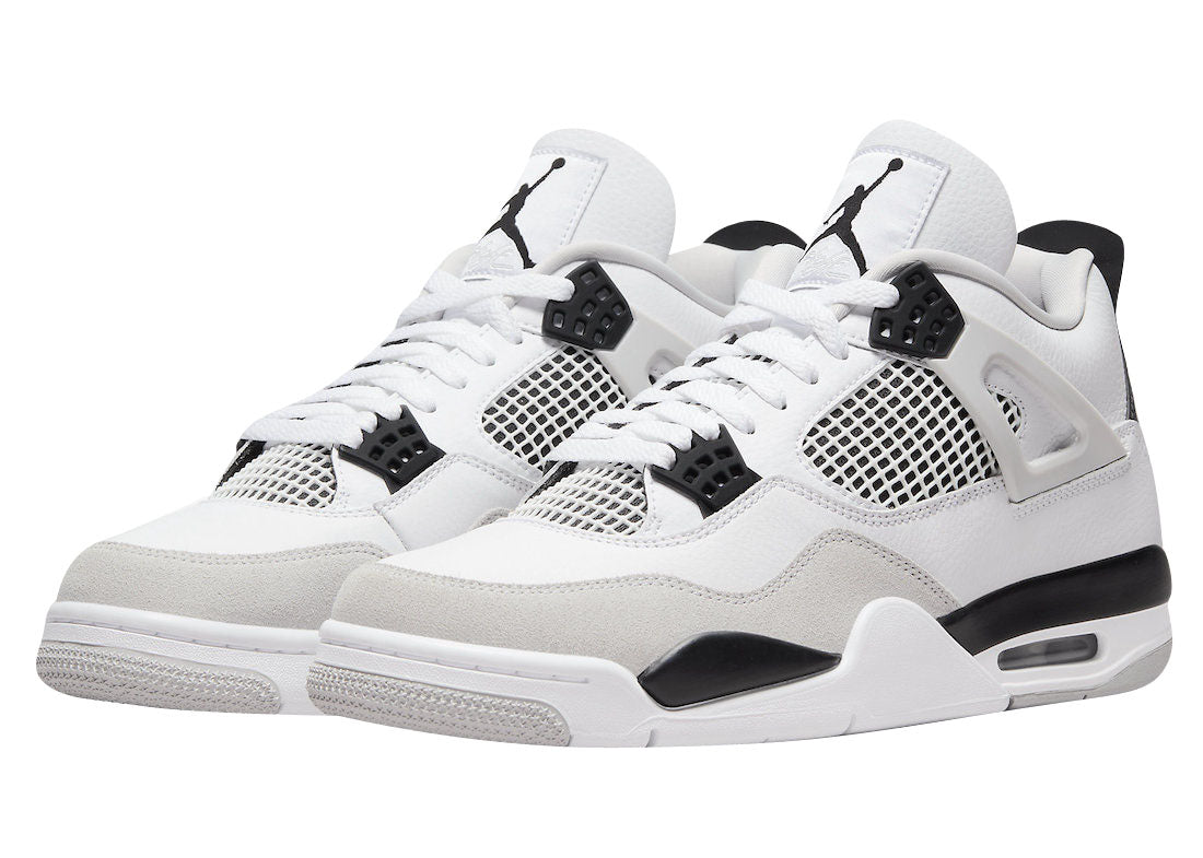 Air Jordan 4 “Military Black“