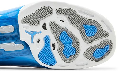 Air Jordan 17 "UNC"