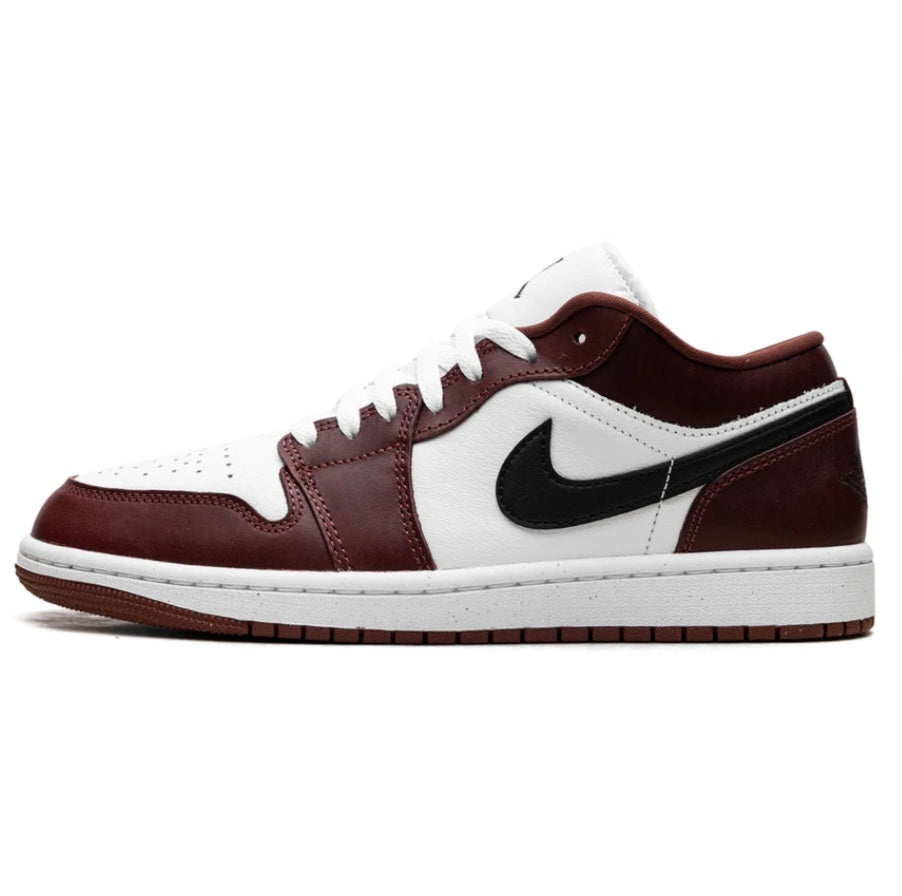 Air Jordan 1 Low SE "Dark Pony"