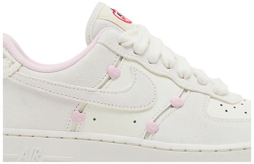 Air Force 1 Low WMNS "Valentine's Day"