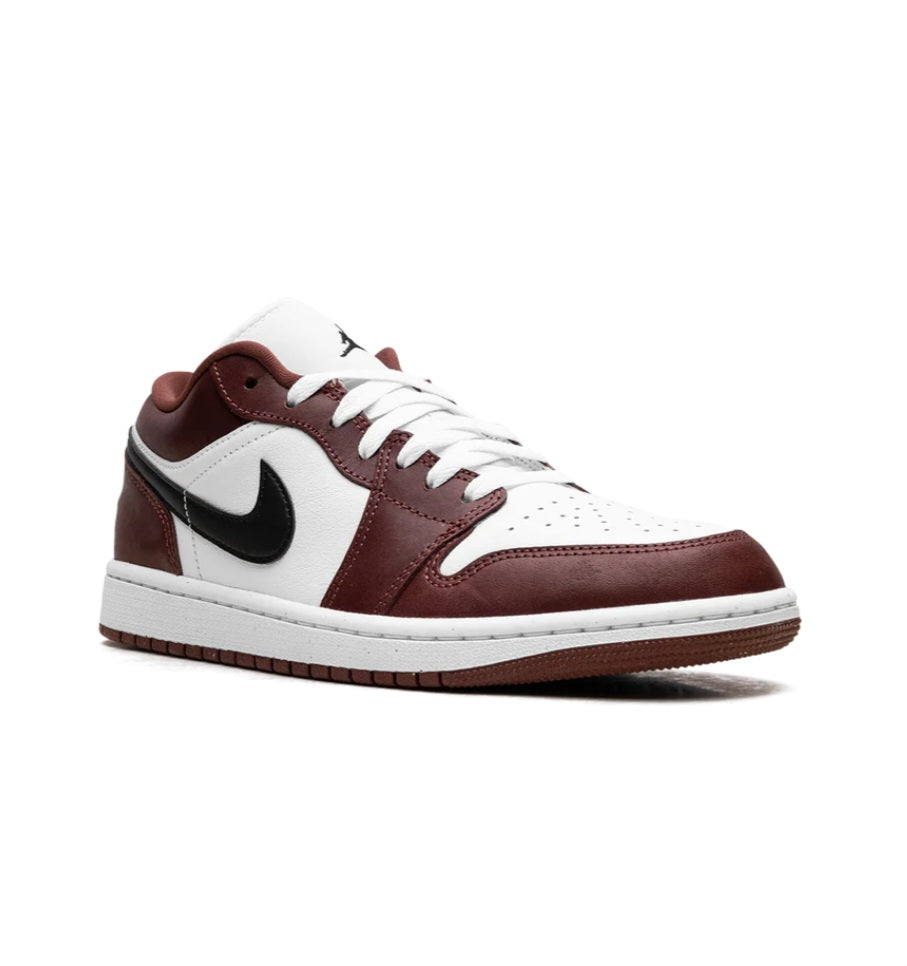 Air Jordan 1 Low SE "Dark Pony"